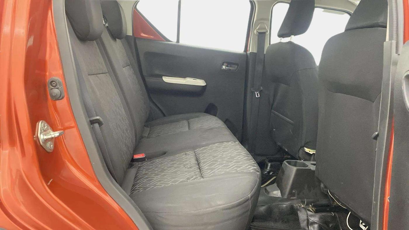 2020 Maruti IGNIS ZETA 1.2 DUAL TONE, Petrol, Manual, 31,145 km, Right Side Rear Door Cabin