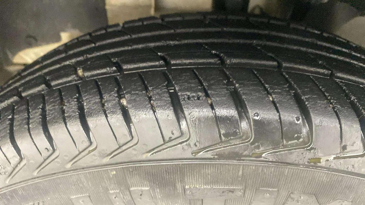 2019 Renault Kwid RXL, Petrol, Manual, 47,495 km, Left Front Tyre Tread