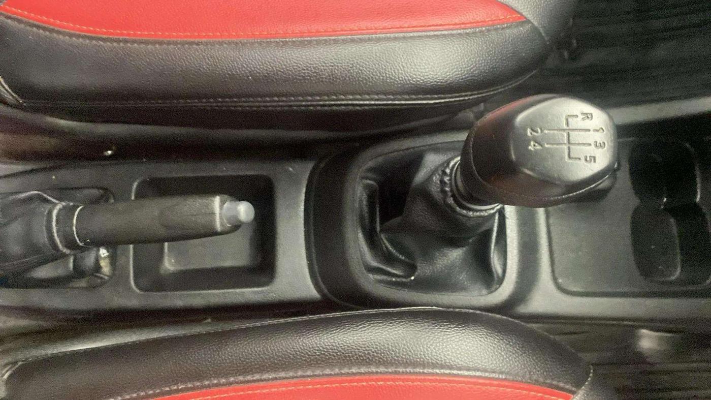 2019 Renault Kwid RXL, Petrol, Manual, 47,495 km, Gear Lever