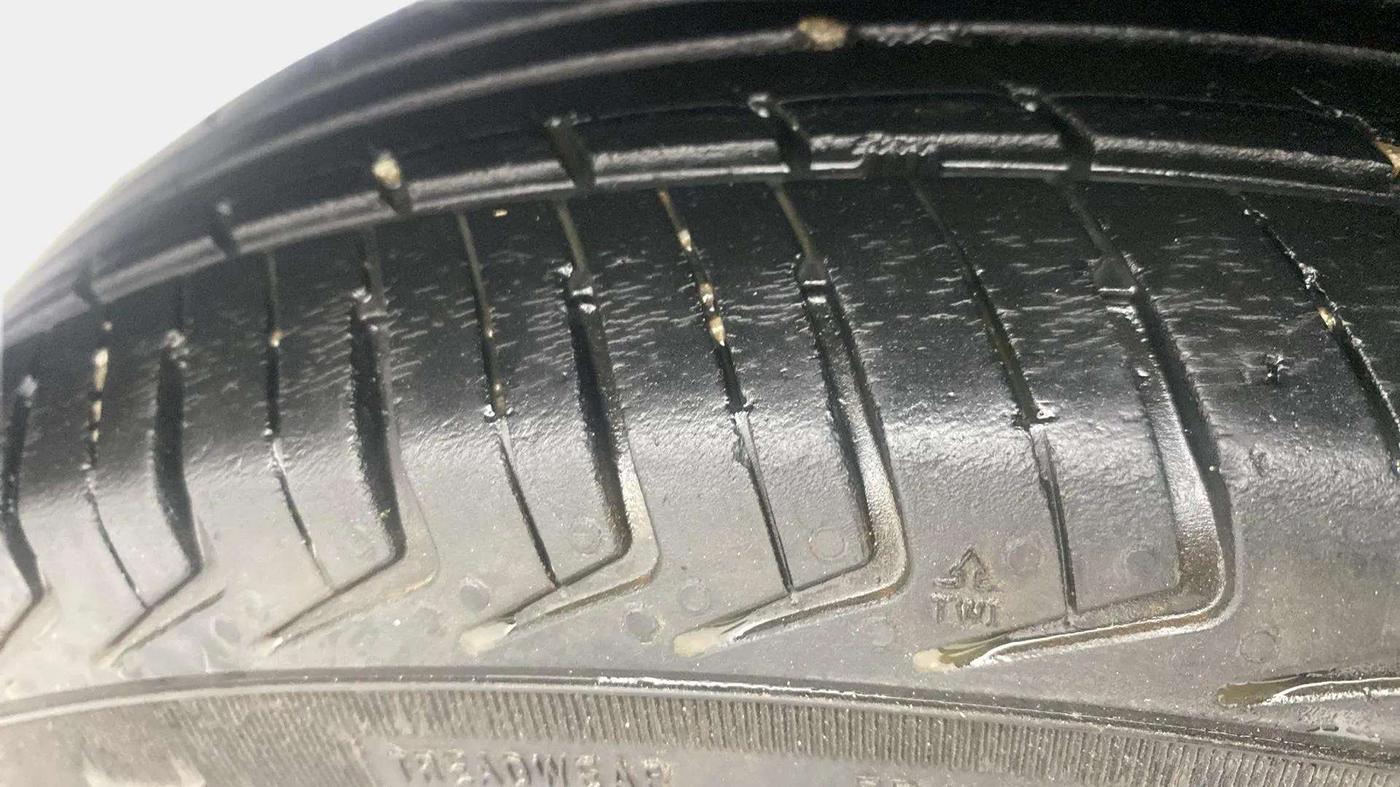 2019 Renault Kwid RXL, Petrol, Manual, 47,495 km, Right Rear Tyre Tread