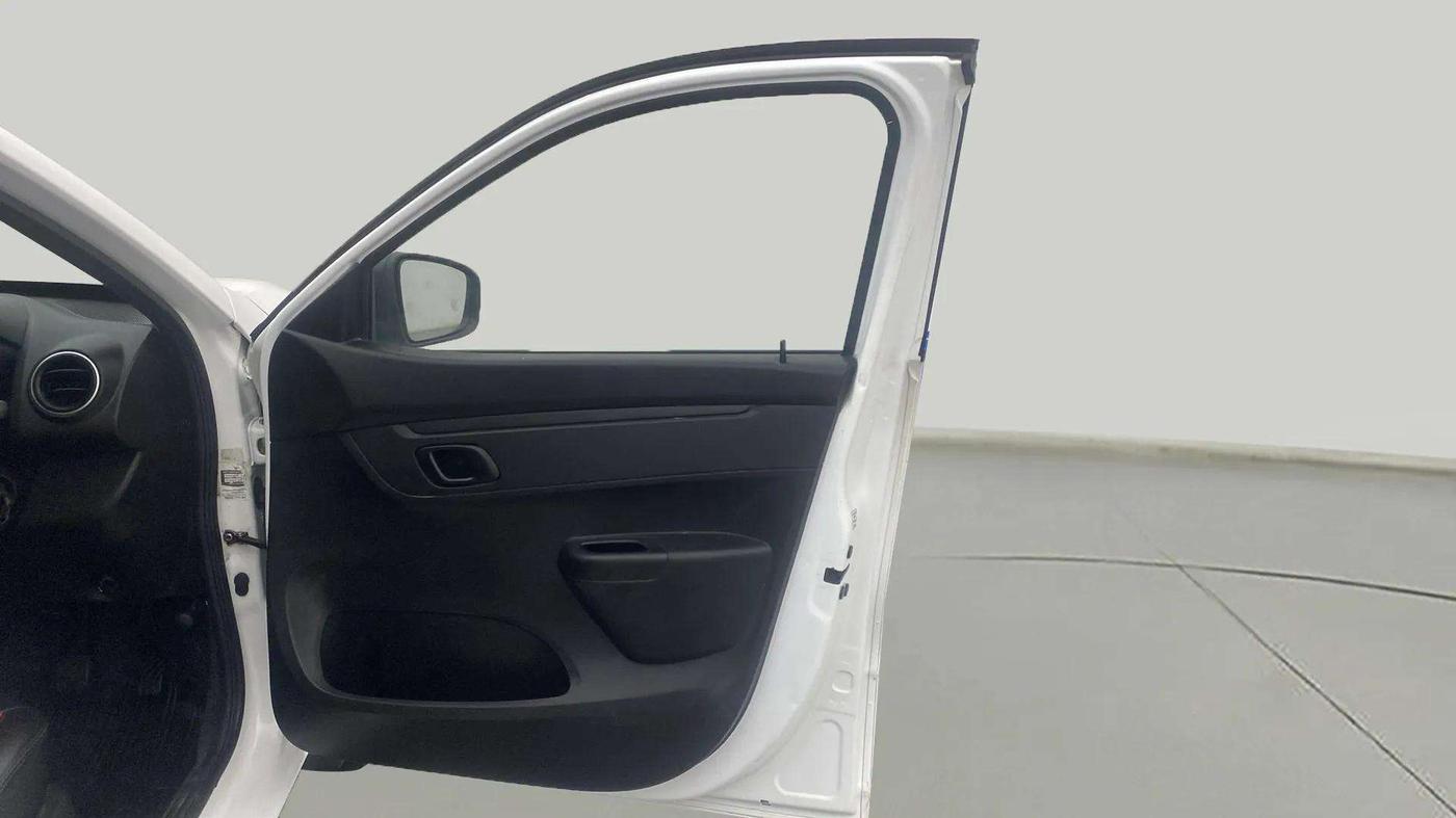 2019 Renault Kwid RXL, Petrol, Manual, 47,495 km, RHS Front Door