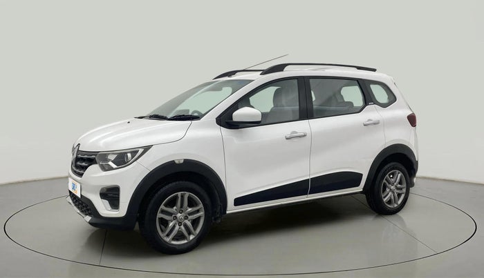 2019 Renault TRIBER RXZ, Petrol, Manual, 30,335 km, Left Front Diagonal