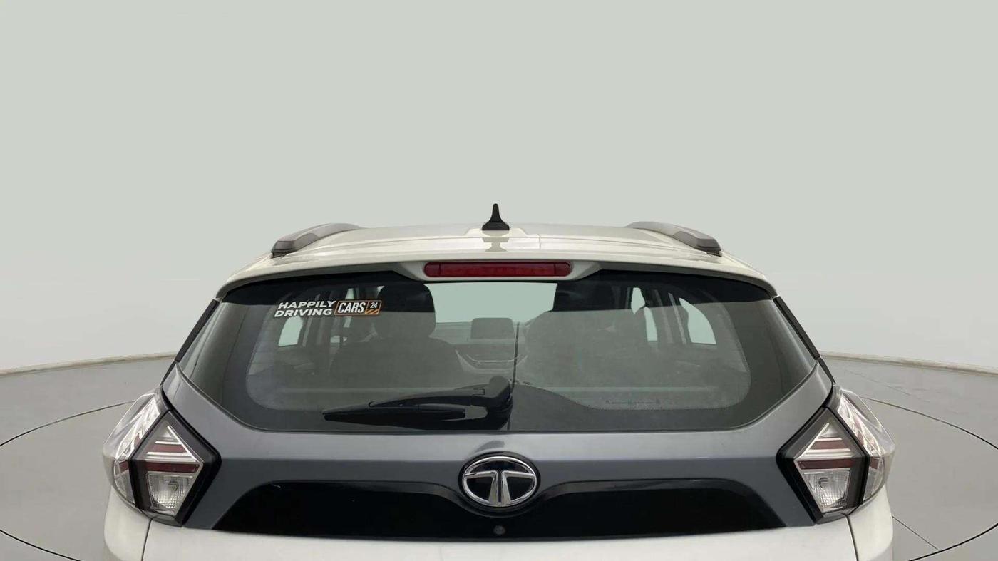 2020 Tata NEXON XZA PLUS PETROL, Petrol, Automatic, 67,625 km, Rear Windshield