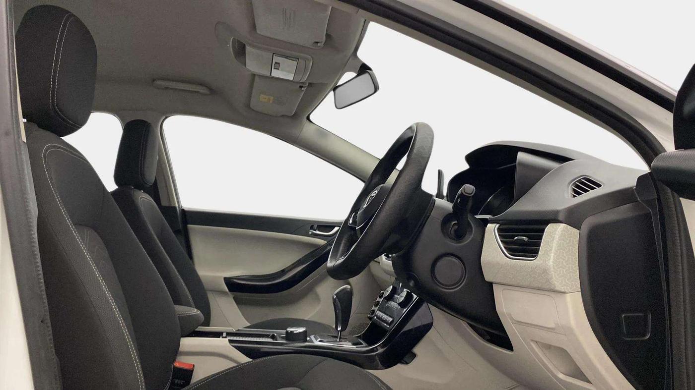 2020 Tata NEXON XZA PLUS PETROL, Petrol, Automatic, 67,625 km, Right Side Front Door Cabin