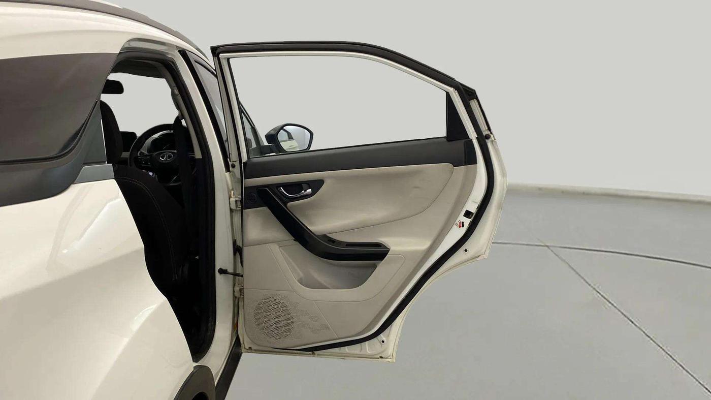 2020 Tata NEXON XZA PLUS PETROL, Petrol, Automatic, 67,625 km, RHS Rear Door