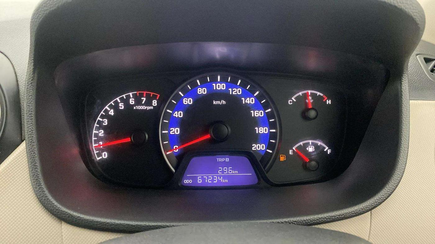 2016 Hyundai Xcent S 1.2, Petrol, Manual, 67,322 km, Odometer Image