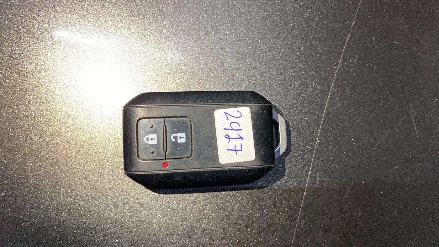 2019 Maruti Baleno ALPHA CVT PETROL 1.2, Petrol, Automatic, 94,894 km, Key Close Up