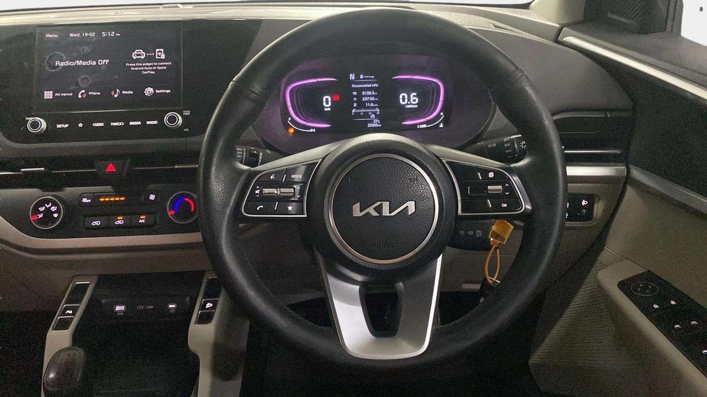 2023 KIA CARENS  PRESTIGE 1.5 TURBO PETROL IMT 7 STR , Petrol, Manual, 26,168 km, Steering Wheel Close Up