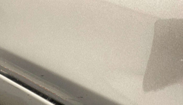 2019 Maruti Ciaz ALPHA 1.5 SHVS PETROL, Petrol, Manual, 33,979 km, Front passenger door - Minor scratches