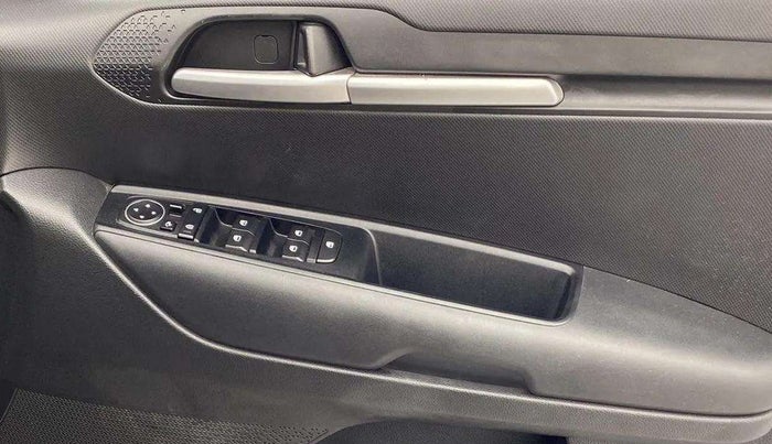 2021 KIA SONET HTK PLUS 1.0 DCT, Petrol, Automatic, 40,175 km, Driver Side Door Panels Control