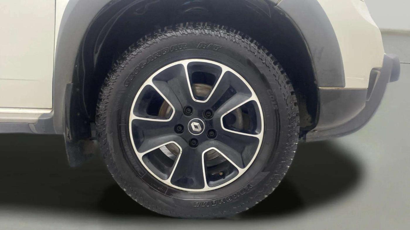 2018 Renault Duster 110 PS RXZ DIESEL, Diesel, Manual, 53,061 km, Right Front Wheel