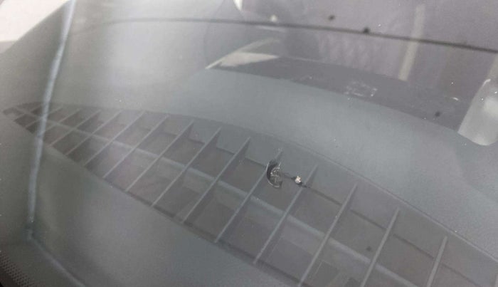 2018 Renault Duster 110 PS RXZ DIESEL, Diesel, Manual, 53,061 km, Front windshield - Minor spot on windshield