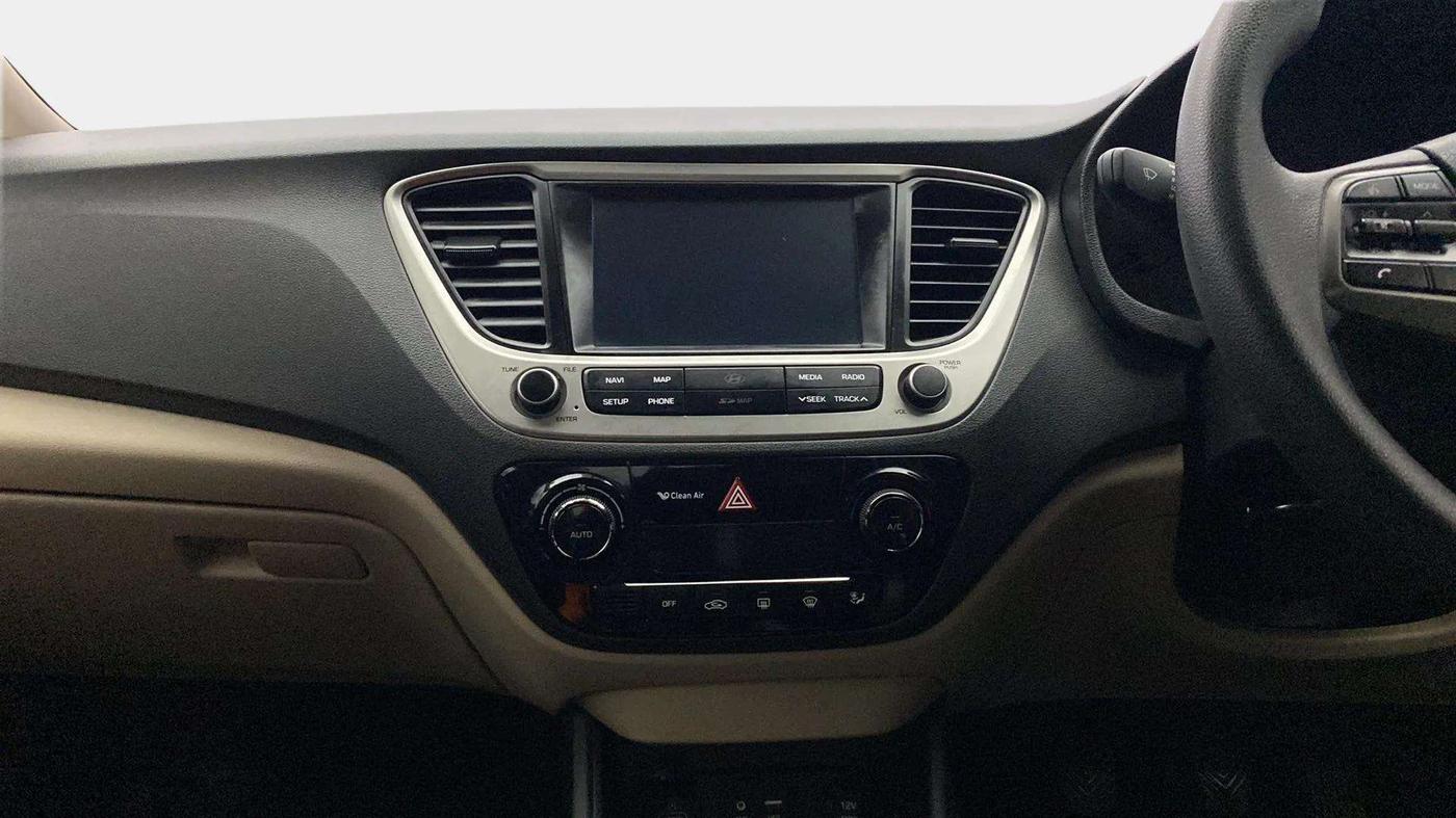 2018 Hyundai Verna 1.6 VTVT SX, Petrol, Manual, 50,455 km, Air Conditioner