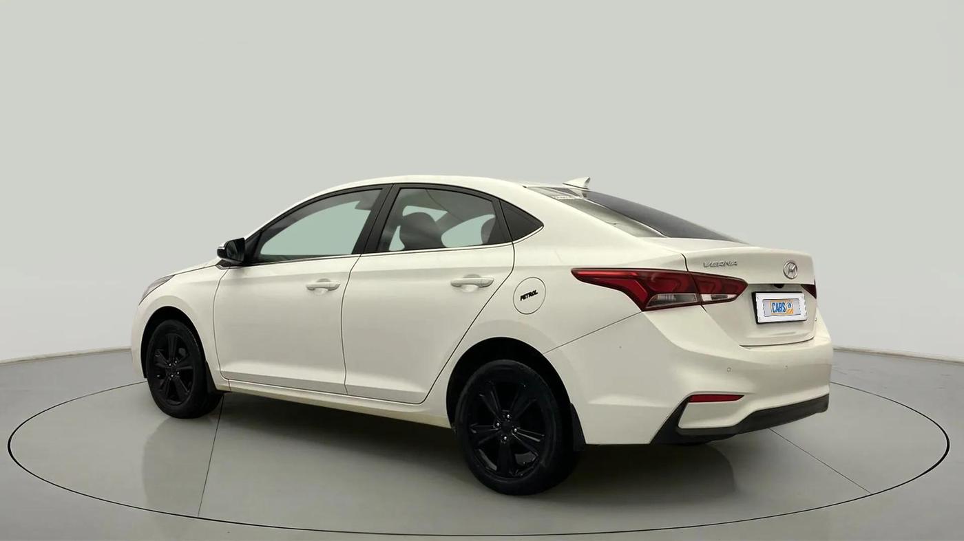 2018 Hyundai Verna 1.6 VTVT SX, Petrol, Manual, 50,455 km, Left Back Diagonal