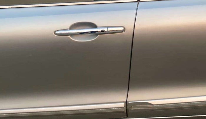 2016 Maruti Baleno ALPHA PETROL 1.2, Petrol, Manual, 50,880 km, Front passenger door - Minor scratches