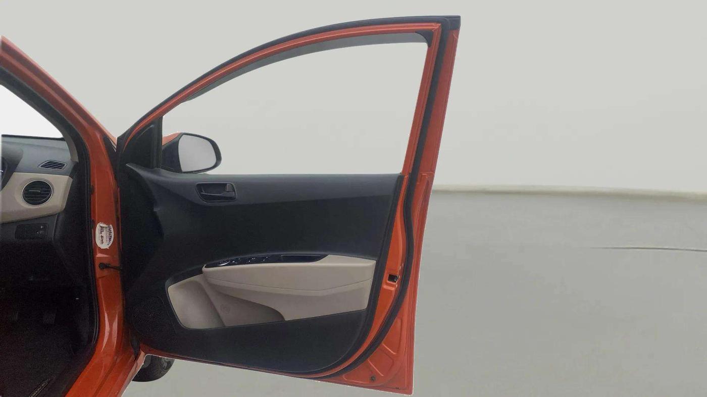 2017 Hyundai Grand i10 MAGNA 1.2 KAPPA VTVT, Petrol, Manual, 39,076 km, RHS Front Door