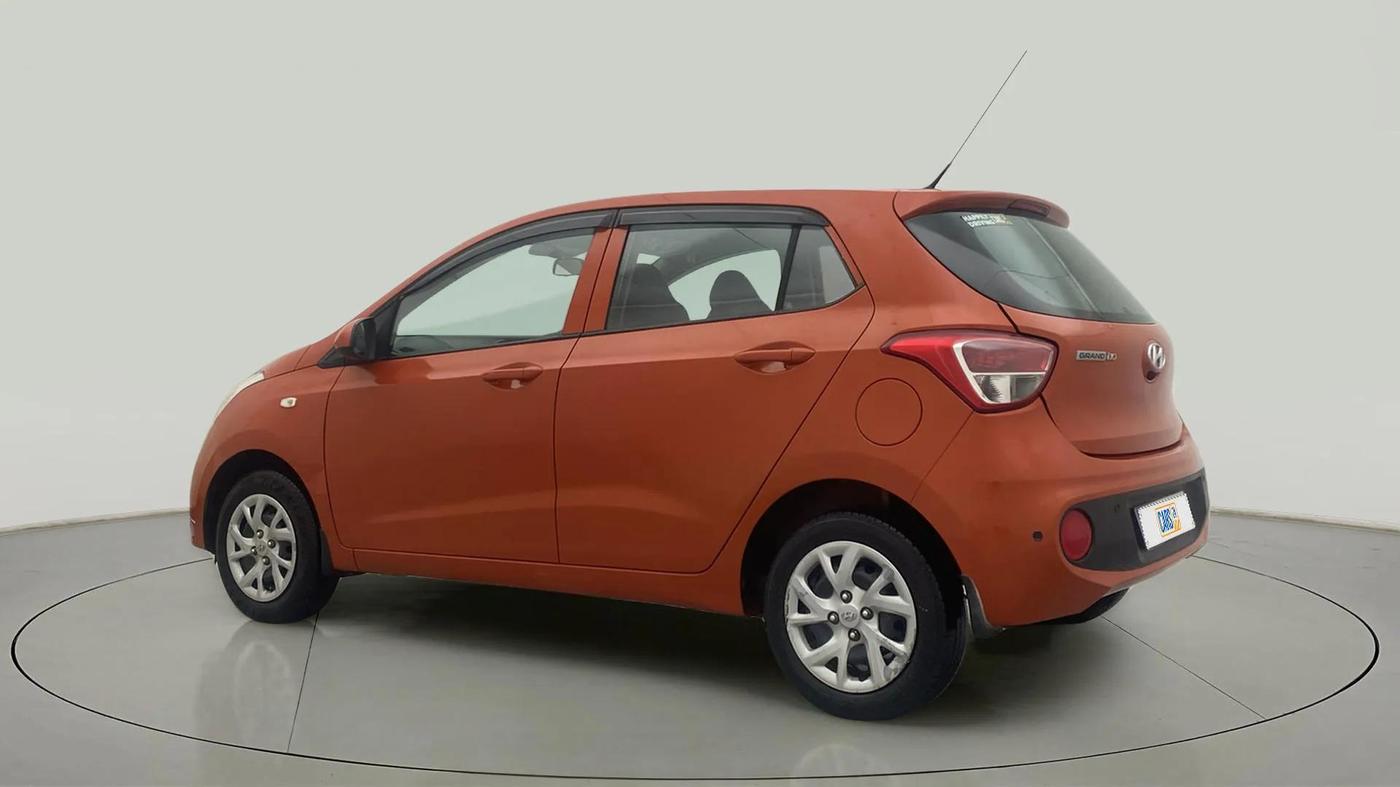 2017 Hyundai Grand i10 MAGNA 1.2 KAPPA VTVT, Petrol, Manual, 39,076 km, Left Back Diagonal