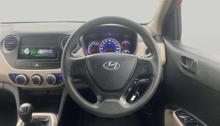 2017 Hyundai Grand i10 MAGNA 1.2 KAPPA VTVT, Petrol, Manual, 38,832 km, Steering Wheel Close Up