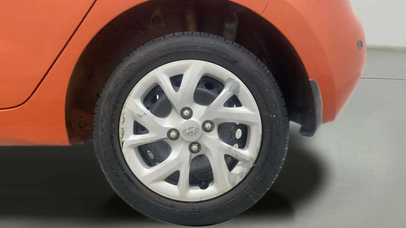 2017 Hyundai Grand i10 MAGNA 1.2 KAPPA VTVT, Petrol, Manual, 39,076 km, Left Rear Wheel