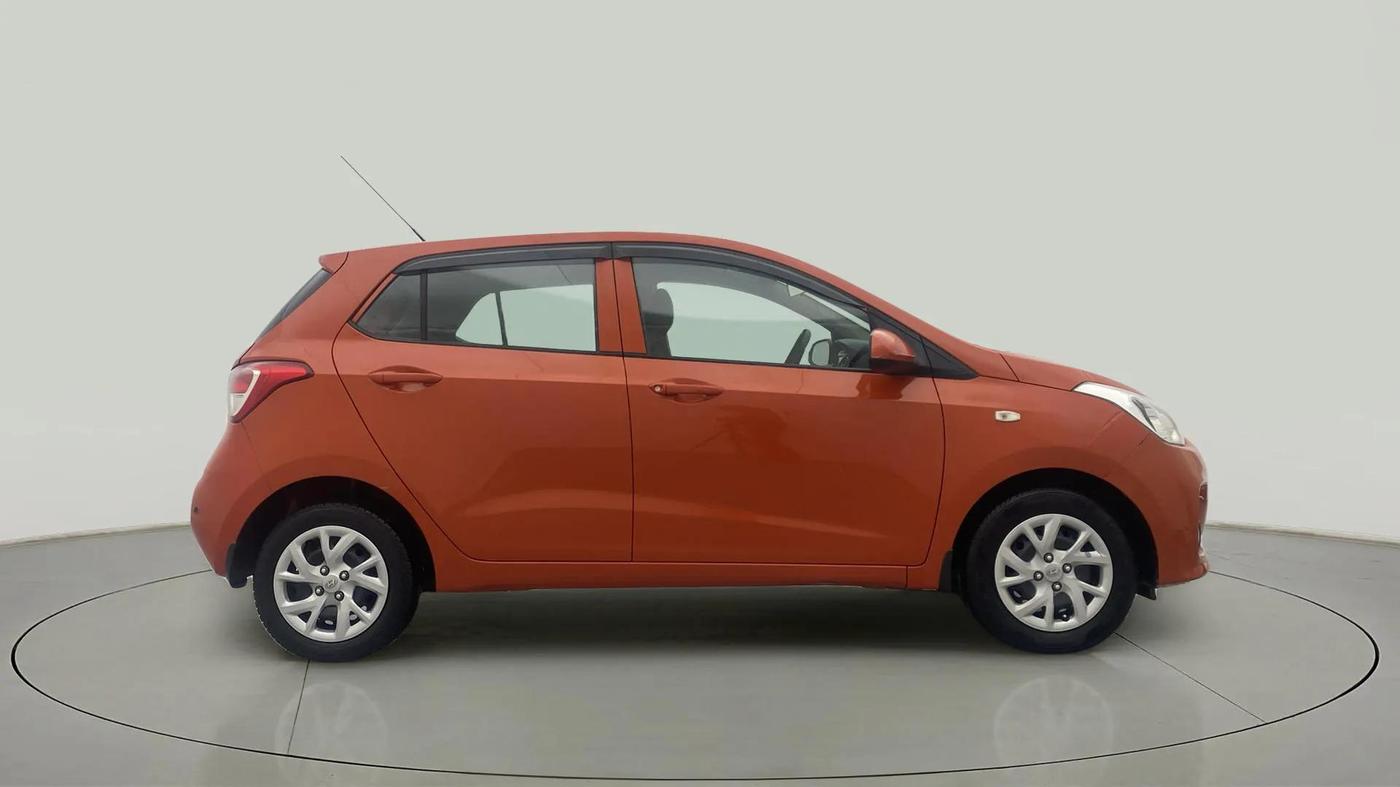 2017 Hyundai Grand i10 MAGNA 1.2 KAPPA VTVT, Petrol, Manual, 39,076 km, Right Side View