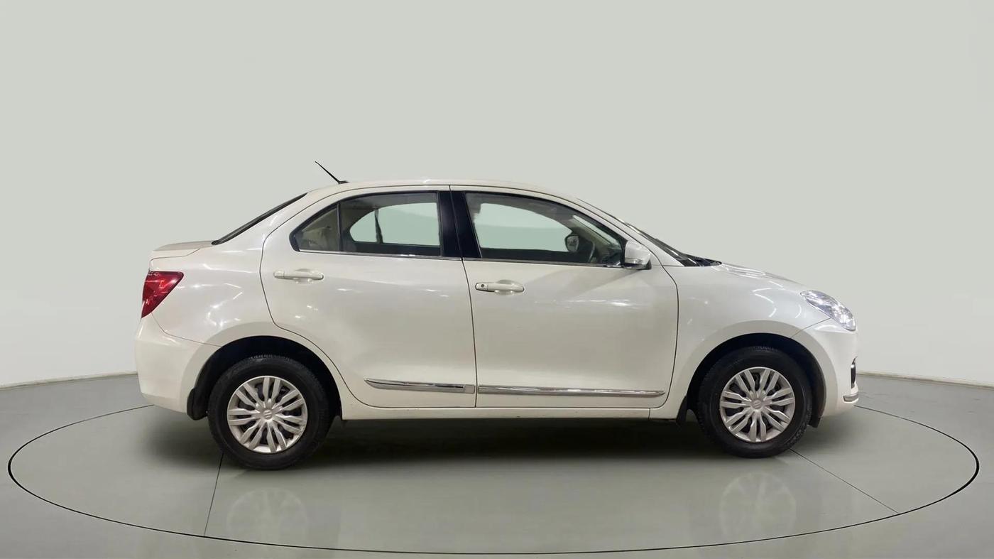 2018 Maruti Dzire VXI AMT, Petrol, Automatic, 32,833 km, Right Side View