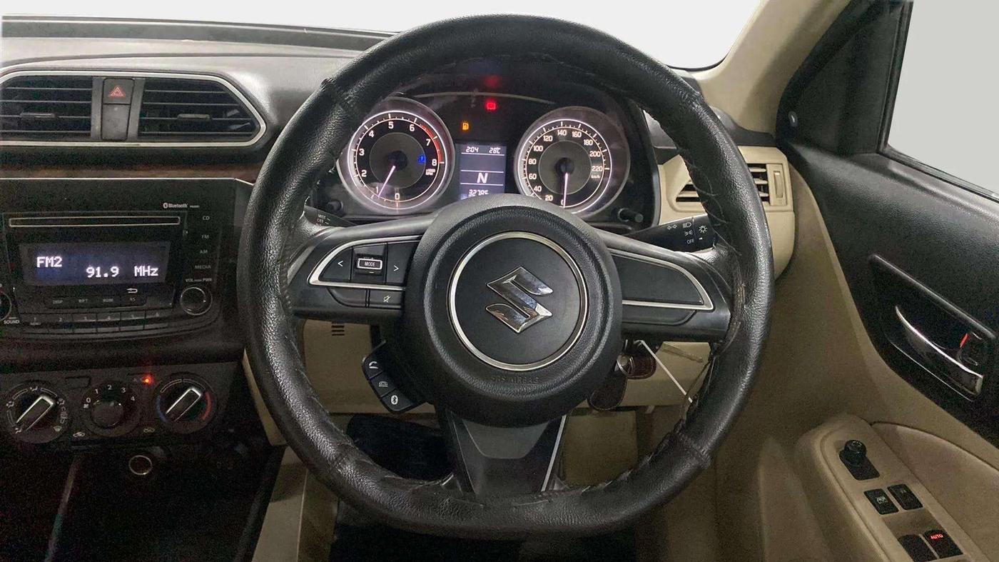 2018 Maruti Dzire VXI AMT, Petrol, Automatic, 32,833 km, Steering Wheel Close Up