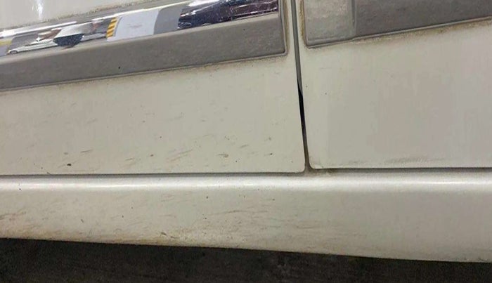 2018 Maruti Dzire VXI AMT, Petrol, Automatic, 32,816 km, Left running board - Minor scratches