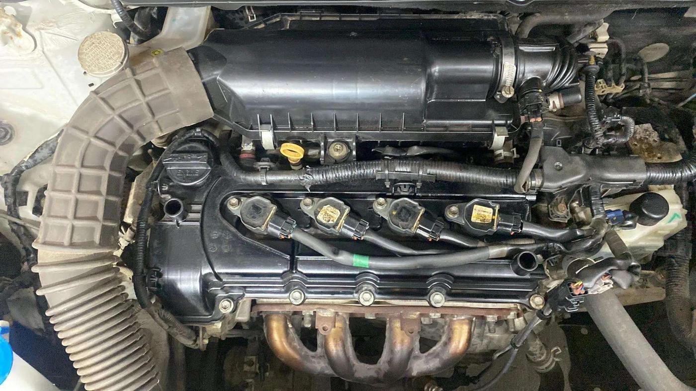 2018 Maruti Dzire VXI AMT, Petrol, Automatic, 32,833 km, Open Bonet