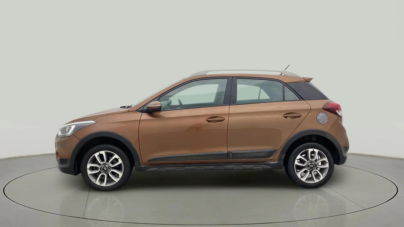 2015 Hyundai i20 Active 1.2 S, Petrol, Manual, 35,136 km, Left Side