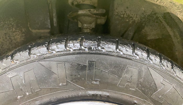 2018 Datsun Redi Go T(O) 1.0 AMT, Petrol, Automatic, 48,635 km, Left Front Tyre Tread