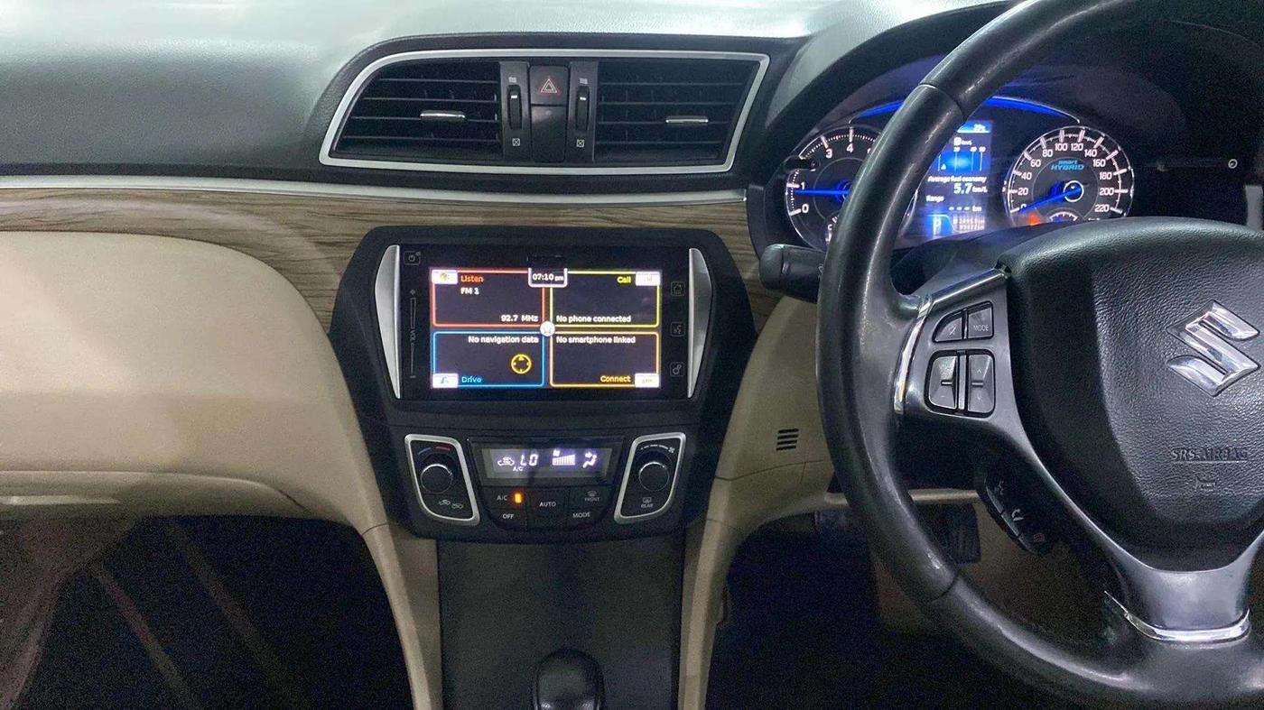 2019 Maruti Ciaz ALPHA  AT 1.5 SHVS PETROL, Petrol, Automatic, 99,521 km, Air Conditioner