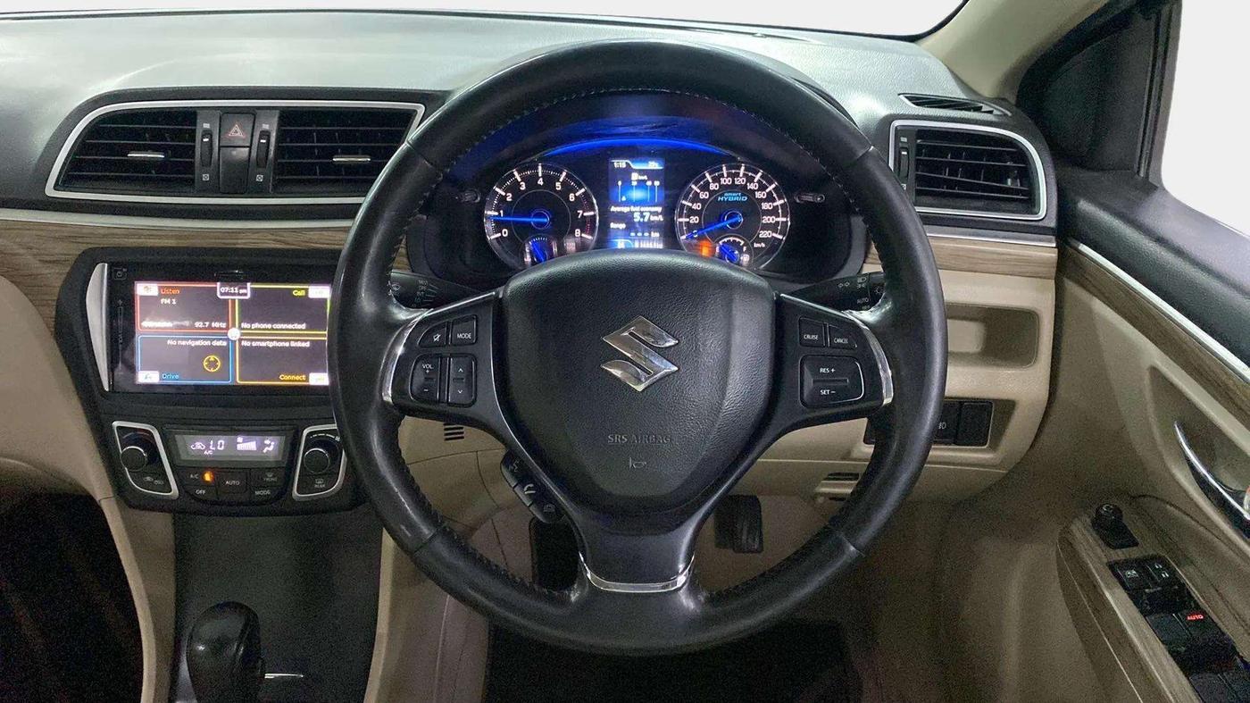 2019 Maruti Ciaz ALPHA  AT 1.5 SHVS PETROL, Petrol, Automatic, 99,521 km, Steering Wheel Close Up