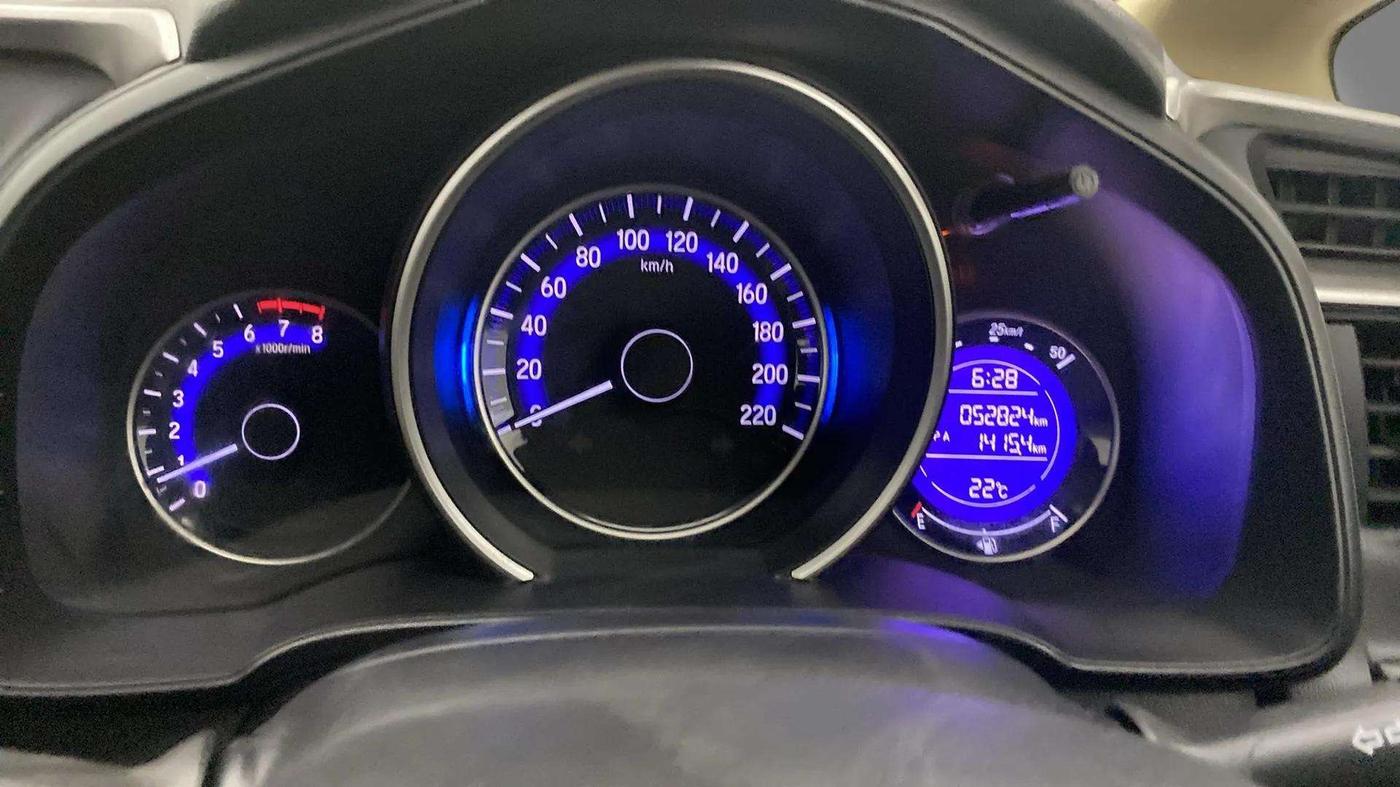 2015 Honda Jazz 1.2L I-VTEC V, CNG, Manual, 52,899 km, Odometer Image