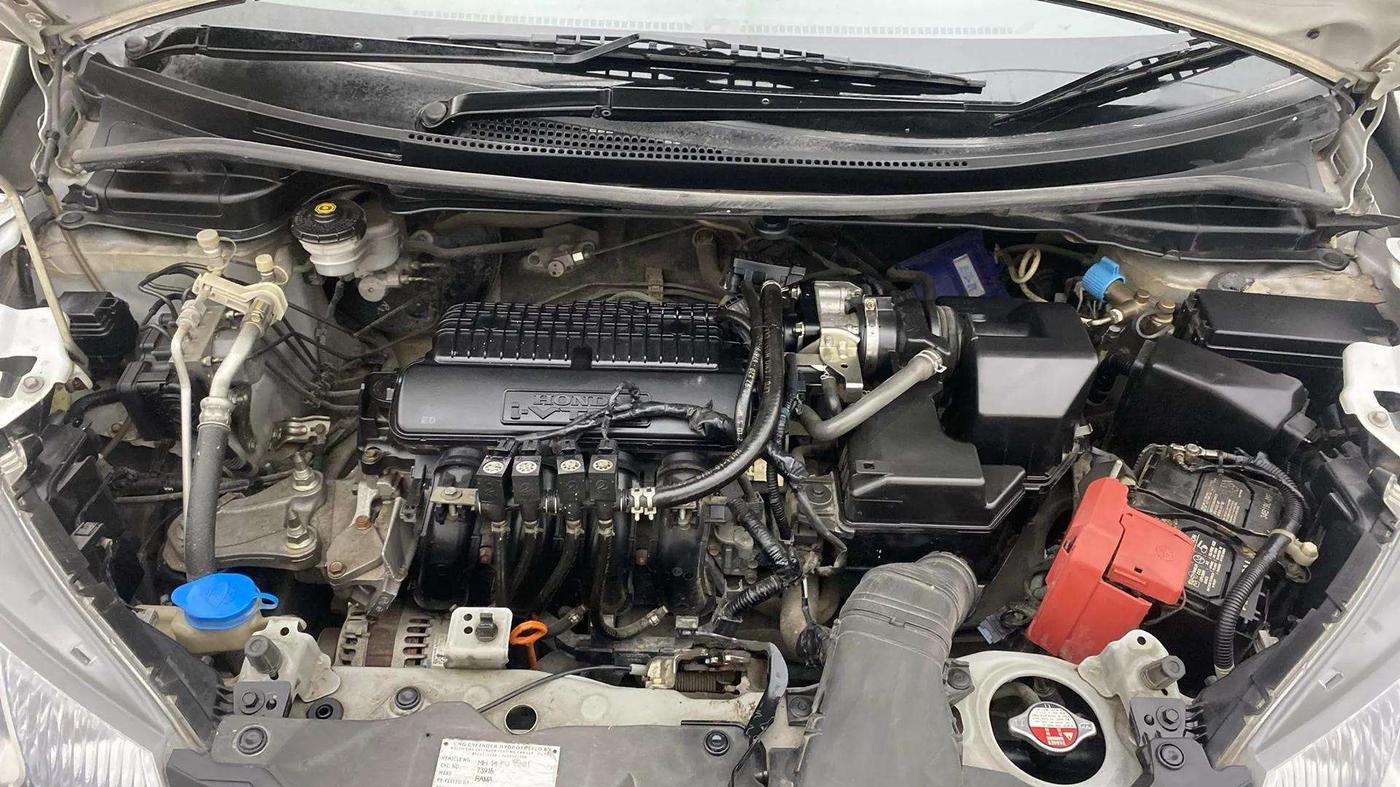 2015 Honda Jazz 1.2L I-VTEC V, CNG, Manual, 52,899 km, Engine View