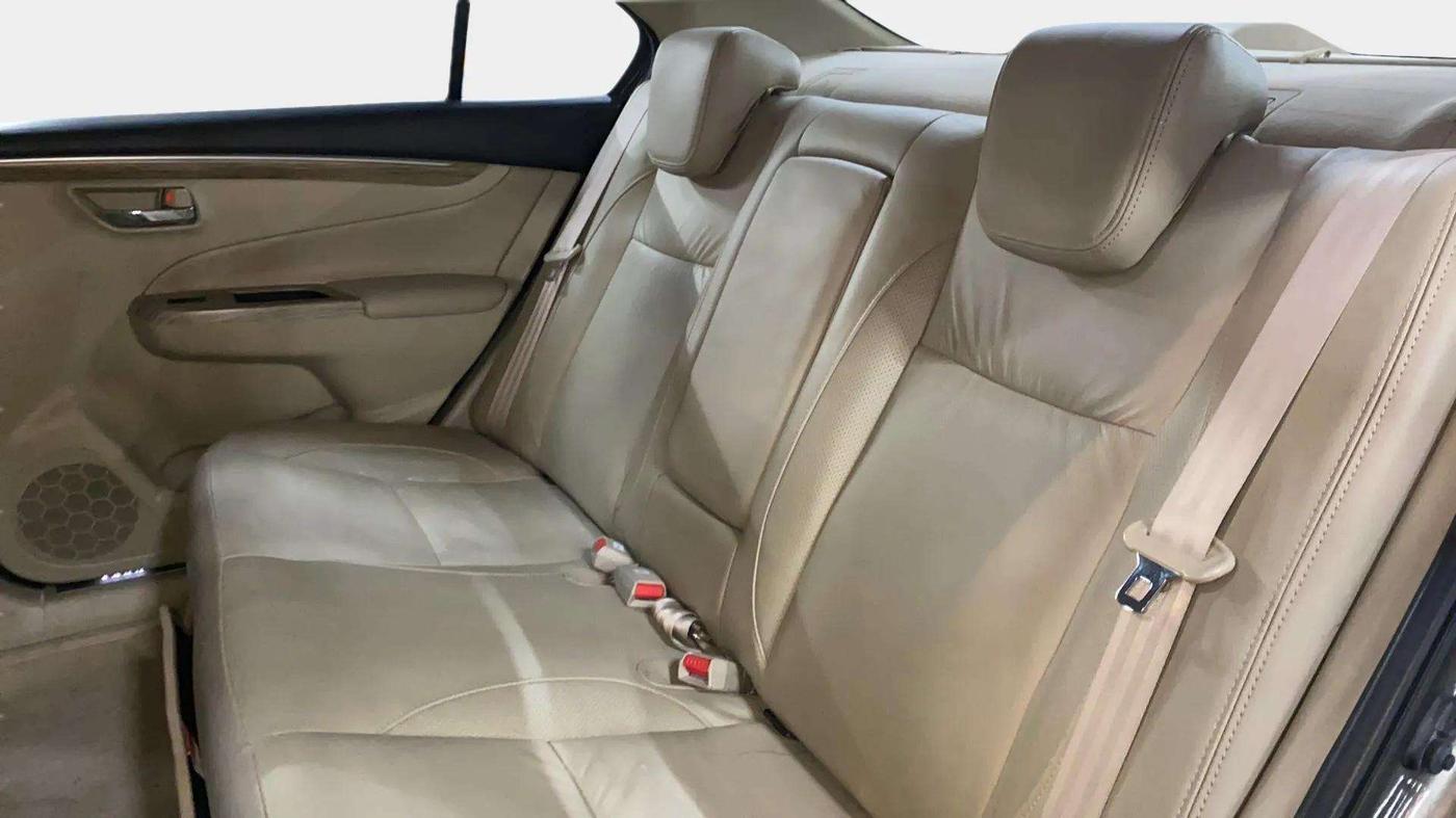 2020 Maruti Ciaz ALPHA  AT 1.5 SHVS PETROL, Petrol, Automatic, 31,580 km, Right Side Rear Door Cabin