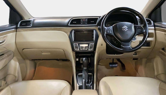 2020 Maruti Ciaz ALPHA  AT 1.5 SHVS PETROL, Petrol, Automatic, 31,349 km, Dashboard