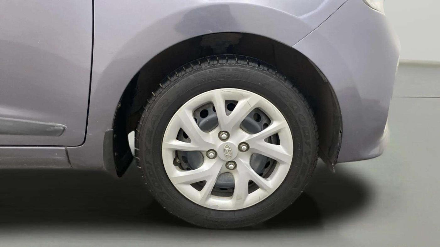 2019 Hyundai Grand i10 SPORTZ 1.2 KAPPA VTVT, Petrol, Manual, 33,564 km, Right Front Wheel