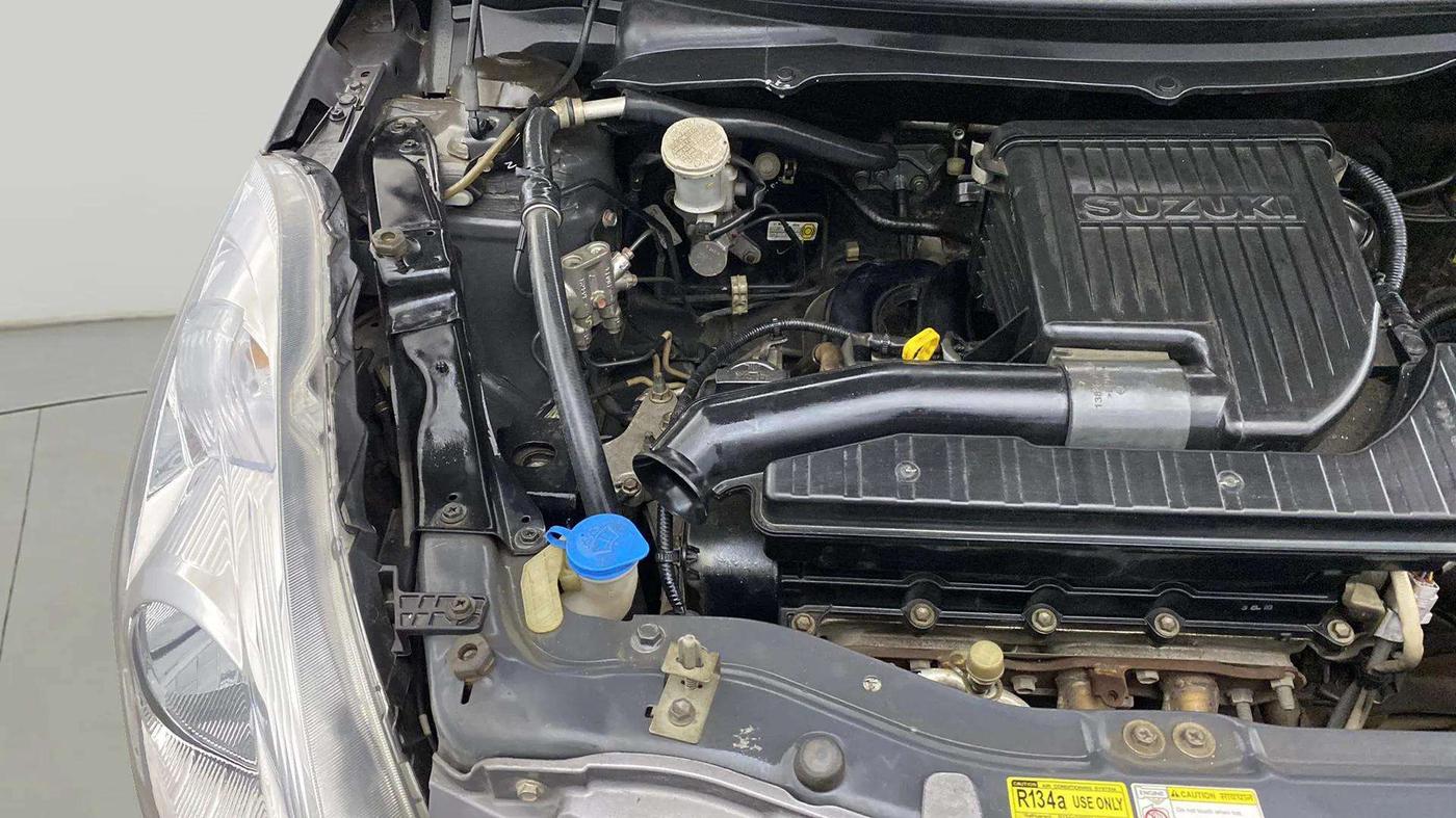 2016 Maruti Swift VXI, Petrol, Manual, 55,971 km, Engine View - Right