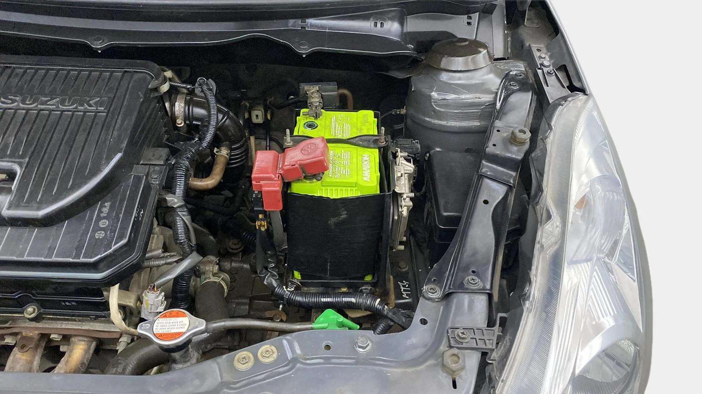2016 Maruti Swift VXI, Petrol, Manual, 55,971 km, Engine View - Left