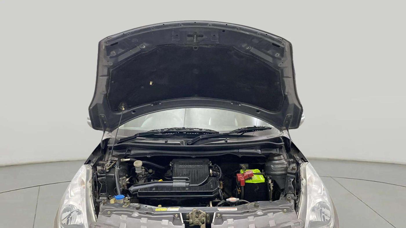 2016 Maruti Swift VXI, Petrol, Manual, 55,971 km, Open Bonet