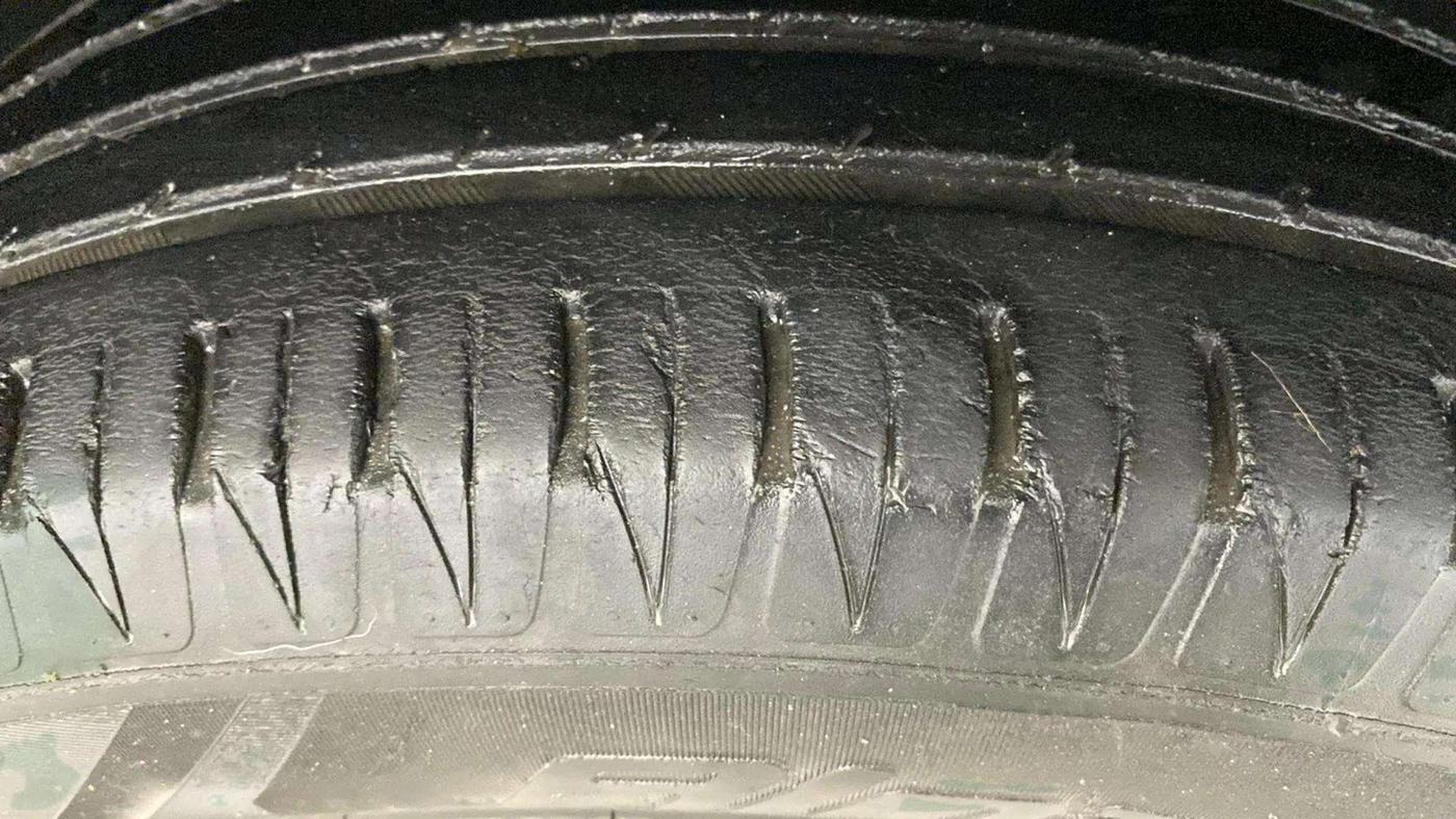 2021 Toyota URBAN CRUISER HIGH GRADE AT, Petrol, Automatic, 46,411 km, Right Front Tyre Tread