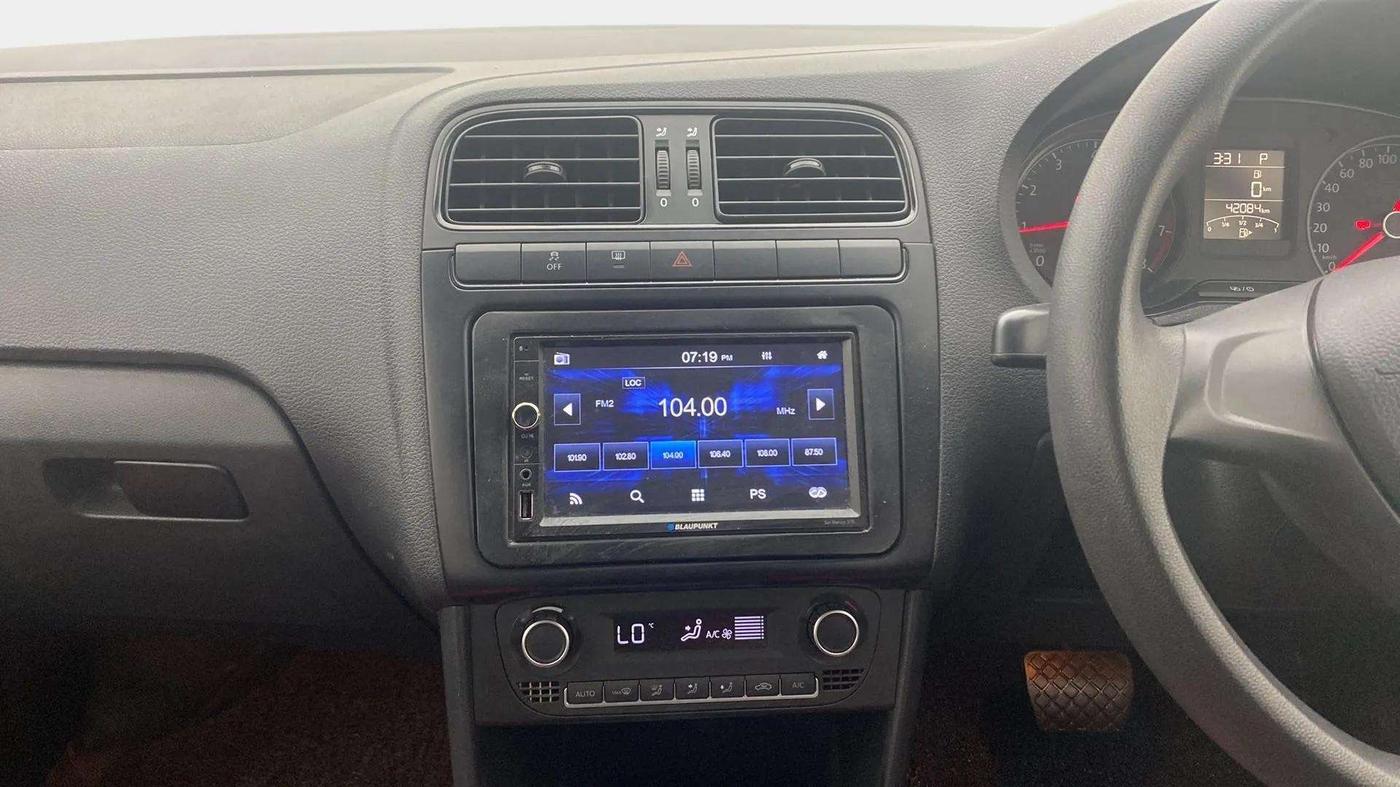 2022 Volkswagen Polo COMFORTLINE 1.0L TSI AT, Petrol, Automatic, 42,458 km, Air Conditioner