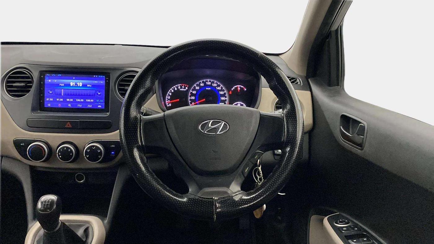 2018 Hyundai Grand i10 MAGNA 1.2 KAPPA VTVT, CNG, Manual, 49,924 km, Steering Wheel Close Up