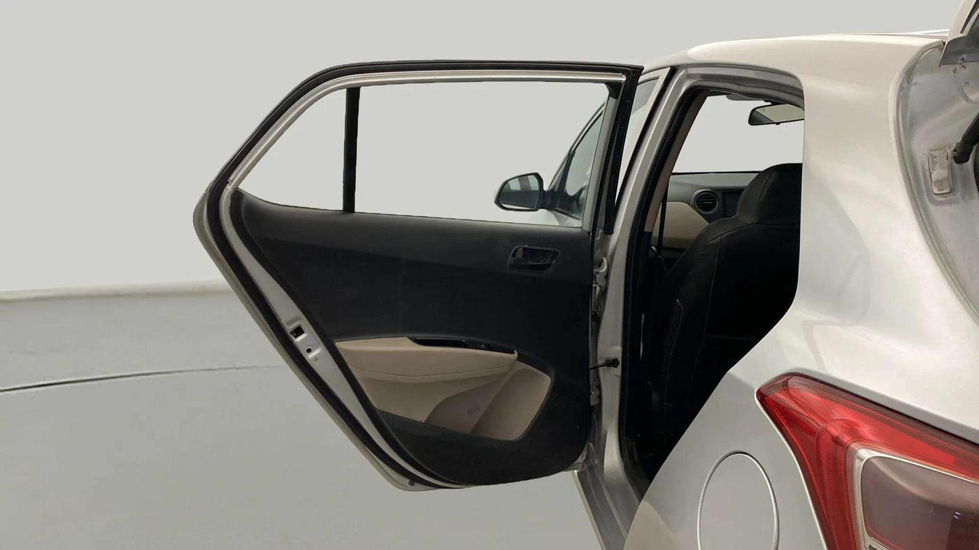 2018 Hyundai Grand i10 MAGNA 1.2 KAPPA VTVT, CNG, Manual, 49,924 km, LHS Rear Door