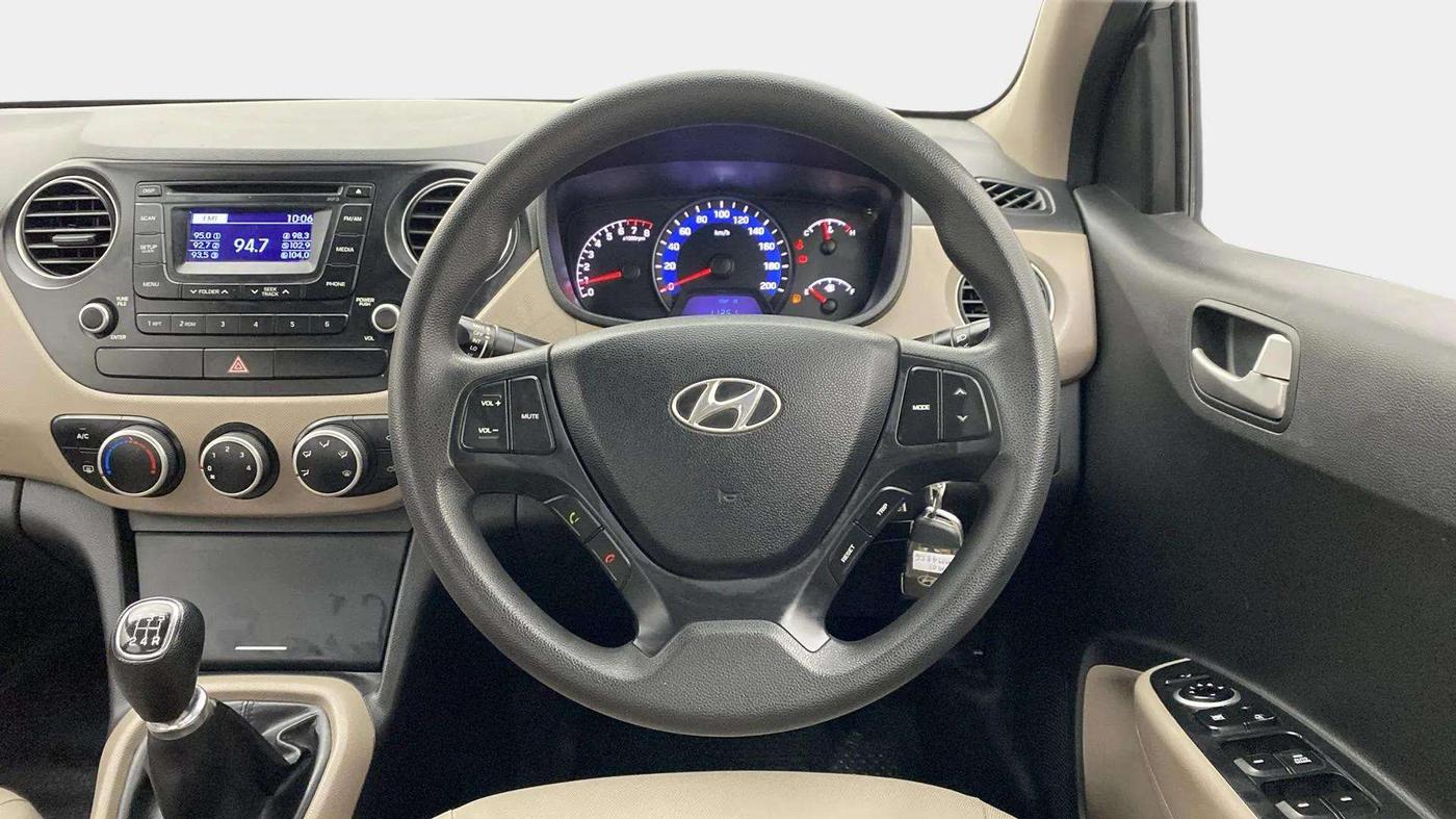 2015 Hyundai Xcent S 1.2, Petrol, Manual, 52,737 km, Steering Wheel Close Up