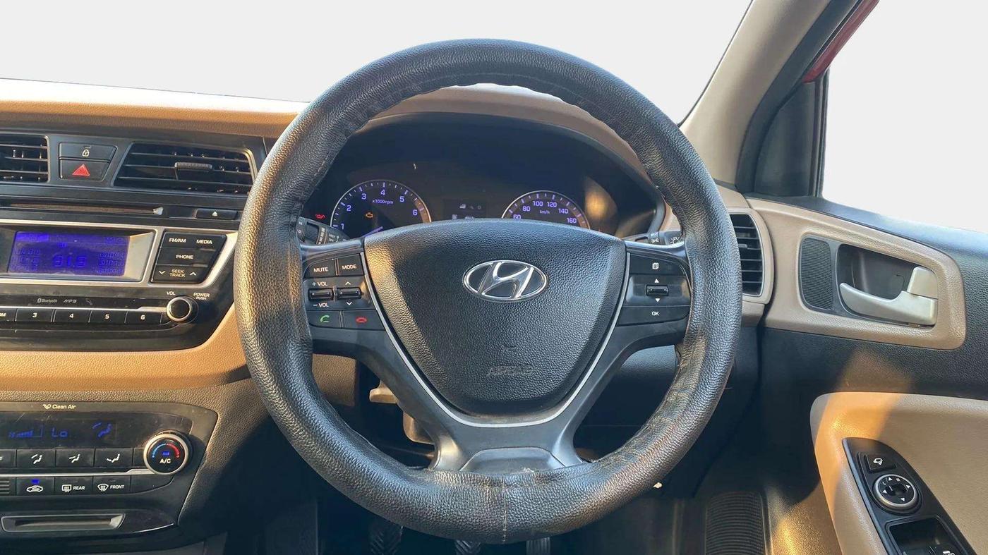 2015 Hyundai Elite i20 ASTA 1.2, Petrol, Manual, 64,392 km, Steering Wheel Close Up