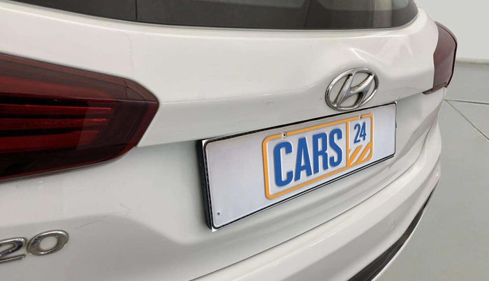 2019 Hyundai Elite i20 MAGNA PLUS 1.2, CNG, Manual, 52,770 km, Dicky (Boot door) - Minor scratches