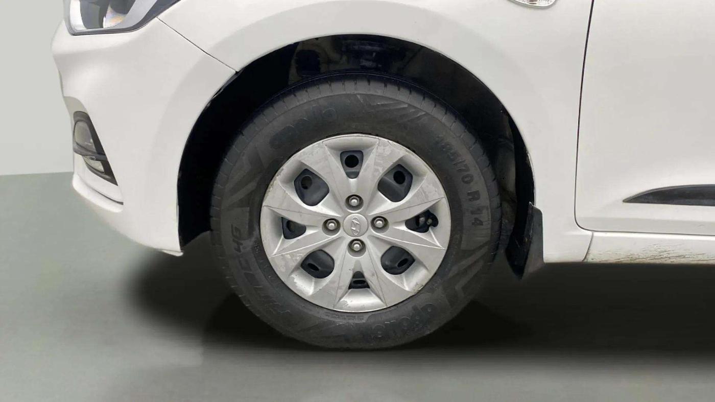2019 Hyundai Elite i20 MAGNA PLUS 1.2, CNG, Manual, 53,246 km, Left Front Wheel
