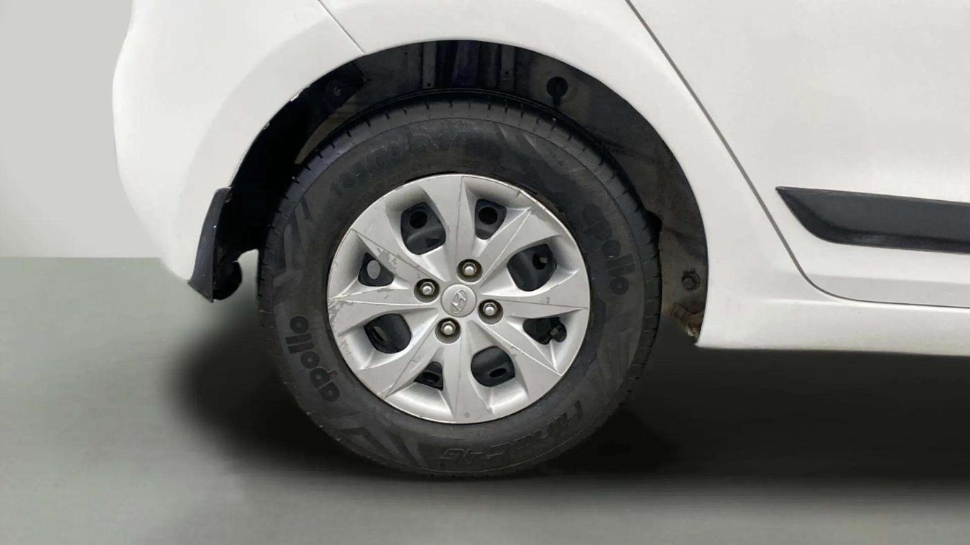 2019 Hyundai Elite i20 MAGNA PLUS 1.2, CNG, Manual, 53,246 km, Right Rear Wheel