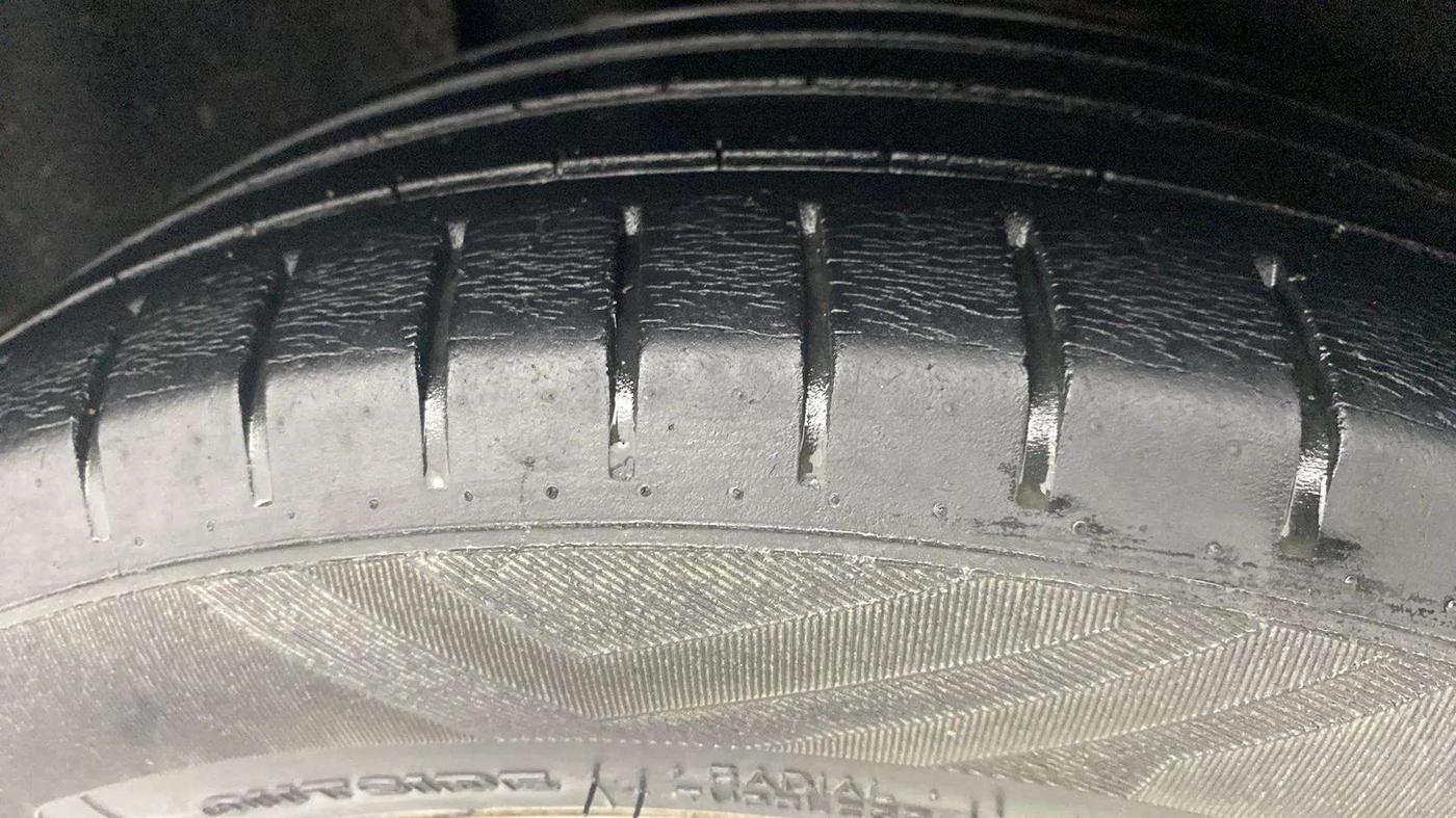 2021 Maruti Baleno ZETA PETROL 1.2, Petrol, Manual, 50,725 km, Right Rear Tyre Tread